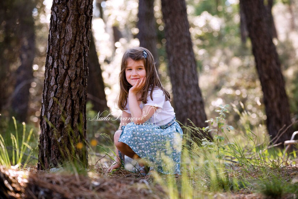 Photographe Montpellier Petite Fille En Foret